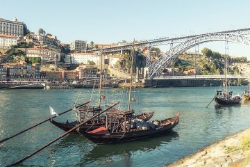 Viagem de Barco pelo Douro